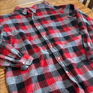 Red Head Brand Co. Men's Red & Gray Plaid Flannel Shirt - Classic Button-Up